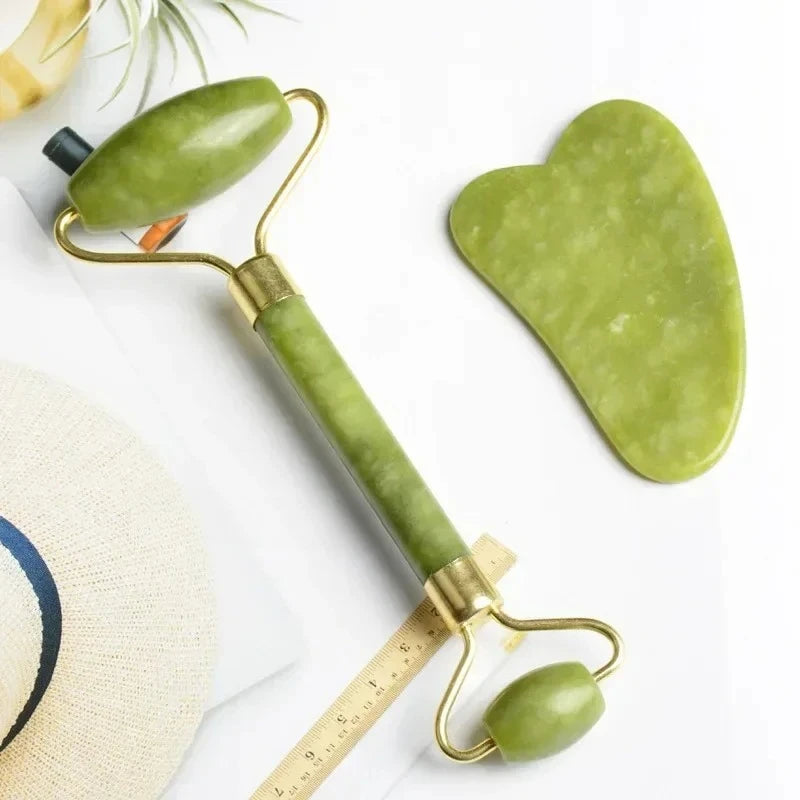 Masajeador de rodillo de jade Natural, tabla de raspado, rodillo de masaje de pies, levantamiento facial y piedra de jade raspadora de doble cabeza antiarrugas