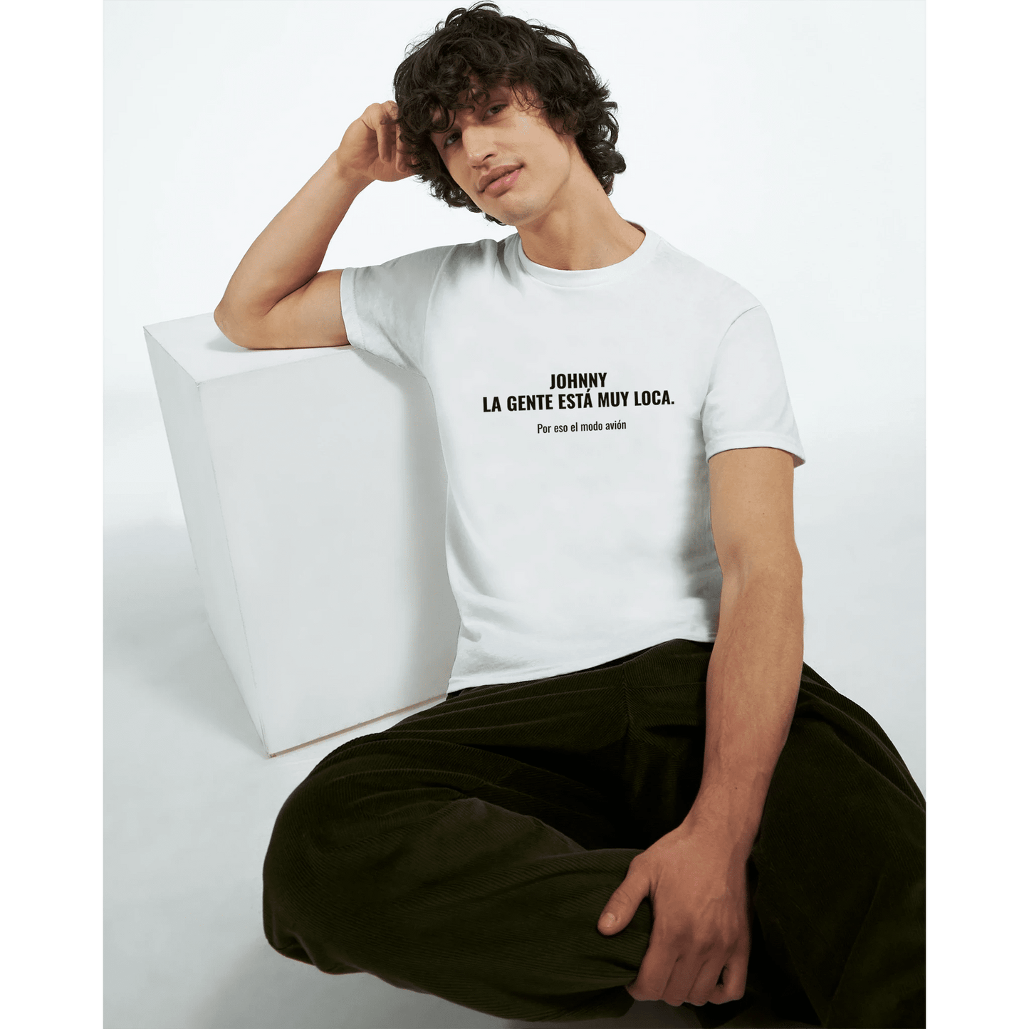 Johnny, la Gente Está Muy Loca · Camiseta Oversized WBL - Wellness Brands